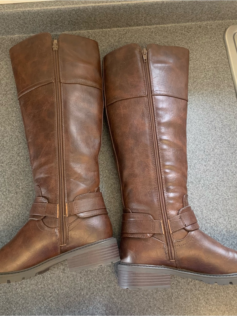 GBG G by Guess Ggteela tall brown boots Size 7.5 - Picture 5 of 8